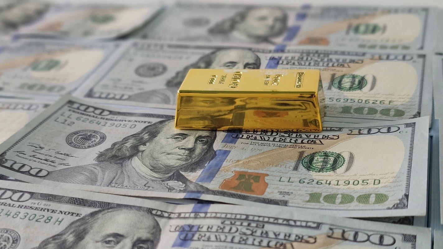 Lược sử 100 năm giá vàng: Từ 20 USD lên 4.500 USD tiết lộ điều gì?