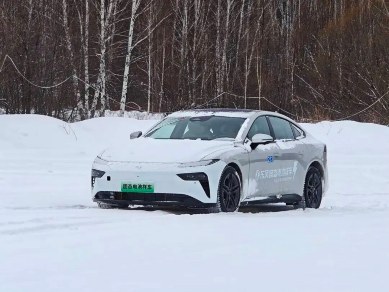 Dongfeng : Pin cho xe điện đi 1.000km/sạc
