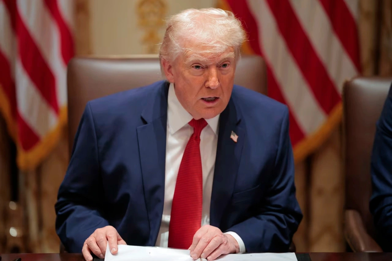 Tổng thống Trump sa thải ngay lập tức toàn bộ Hội đồng Khoa học quốc gia