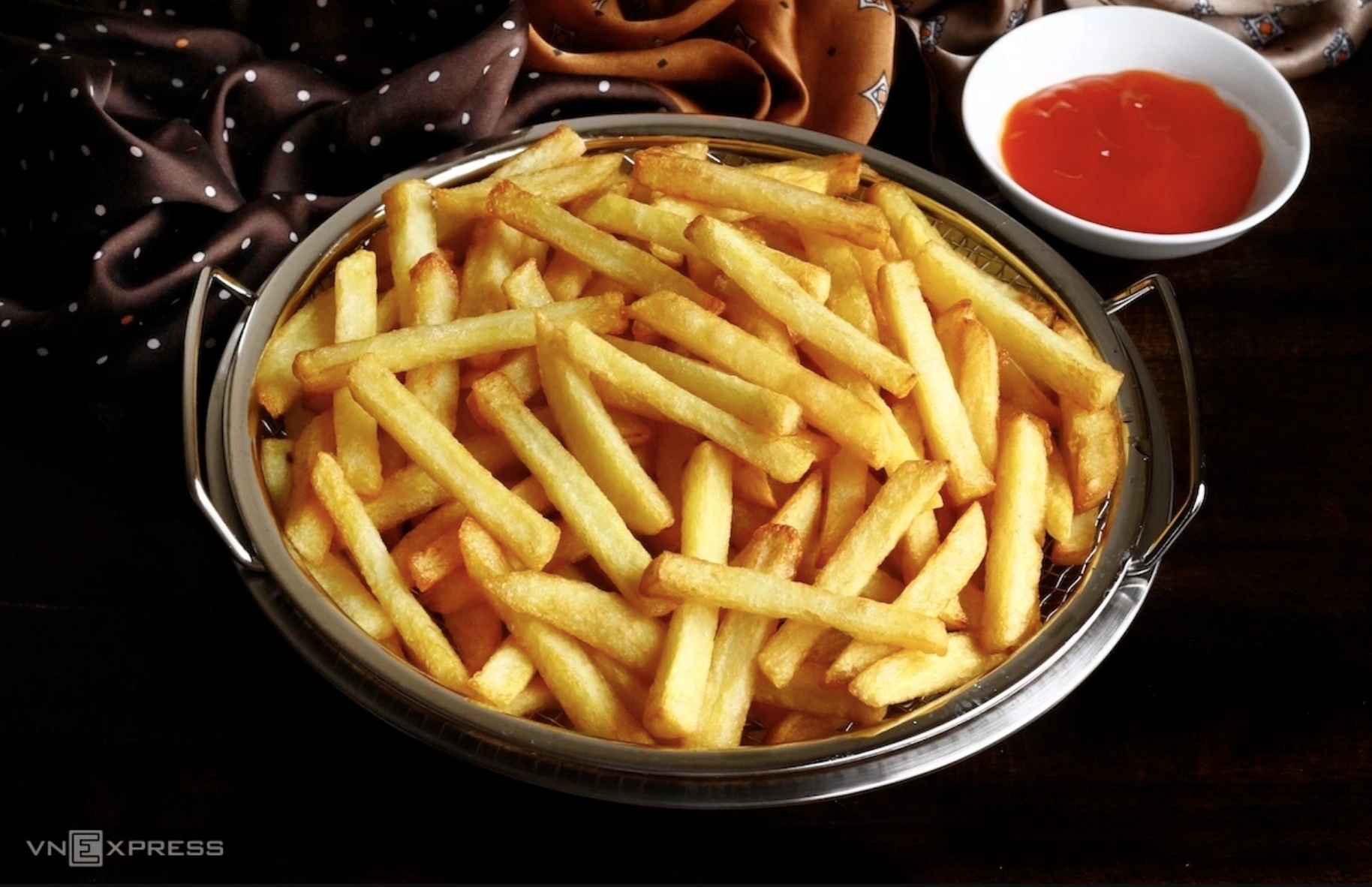 7 nhóm thực phẩm quen thuộc làm tăng nguy cơ ung thư